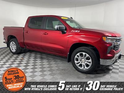 Used 2023 Chevrolet Silverado 1500 LT Crew Cab for sale #52901A - photo 2