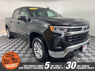Used 2022 Chevrolet Silverado 1500 LT Crew Cab for sale #53017X - photo 1