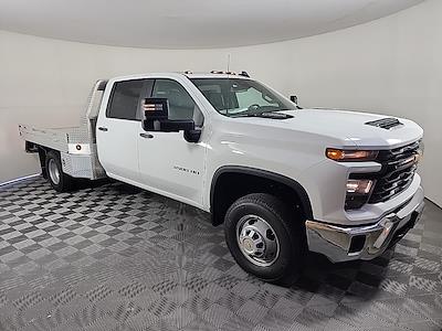 2025 Chevrolet Silverado 3500 Crew Cab DRW 4x4 Flatbed Truck for sale #52506 - photo 1
