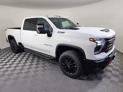2025 Chevrolet Silverado 2500 Crew Cab 4x4 Pickup for sale #52406 - photo 1
