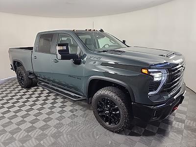 New 2025 Chevrolet Silverado 2500 LT Crew Cab 4x4 Pickup for sale #52452 - photo 1