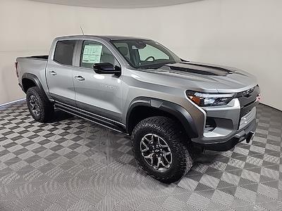 2025 Chevrolet Colorado Crew Cab 4x4 Pickup for sale #52536 - photo 1