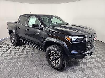 2025 Chevrolet Colorado Crew Cab 4x4 Pickup for sale #52553 - photo 1