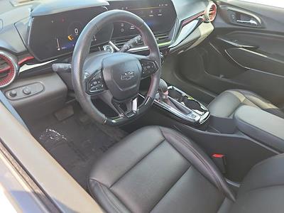 Used 2024 Chevrolet Trax - photo 1