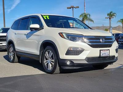 Used 2017 Honda Pilot - photo 1
