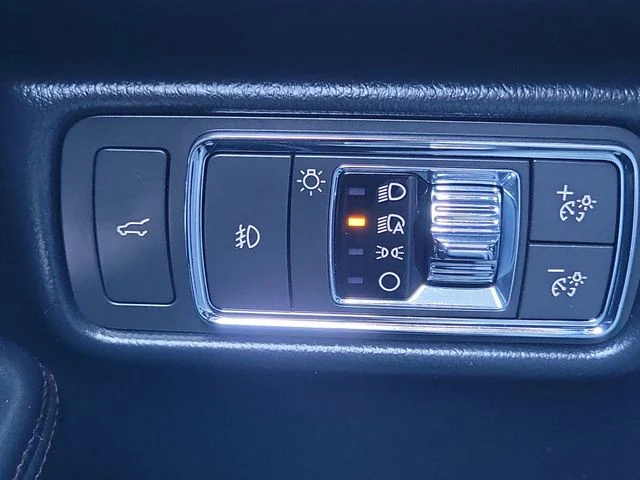 Used 2021 Lincoln Aviator - photo 20