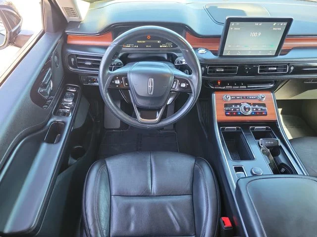 Used 2021 Lincoln Aviator - photo 8