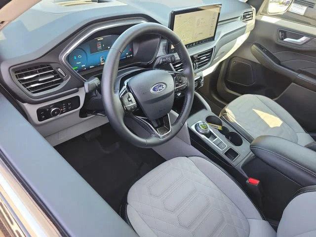 Used 2024 Ford Escape - photo 8