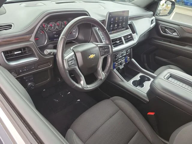 Used 2021 Chevrolet Suburban - photo 8