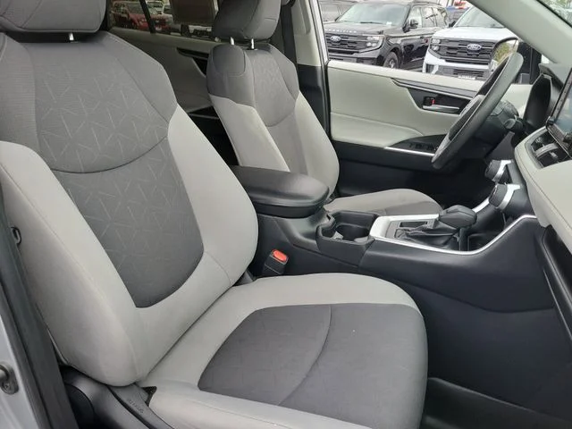 Used 2019 Toyota RAV4 - photo 26