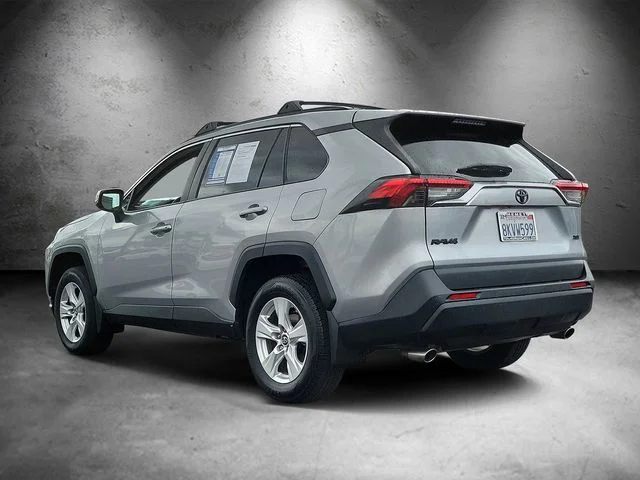 Used 2019 Toyota RAV4 - photo 6