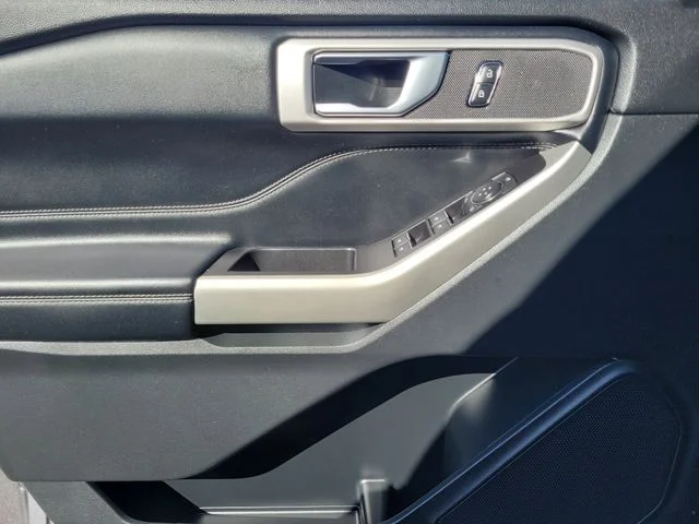 Used 2021 Ford Explorer - photo 19