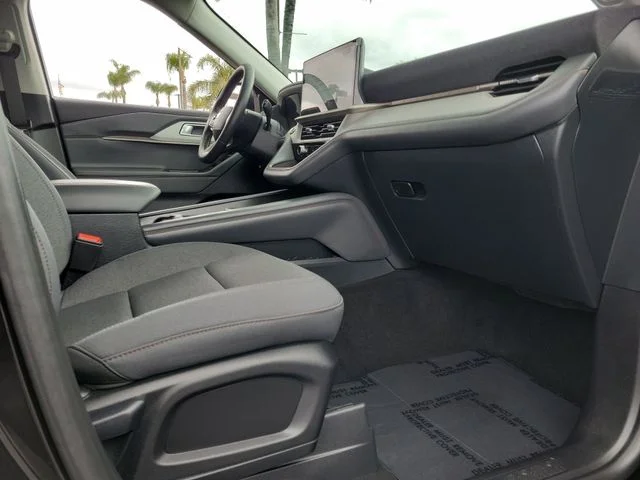 Used 2026 Ford Explorer - photo 25