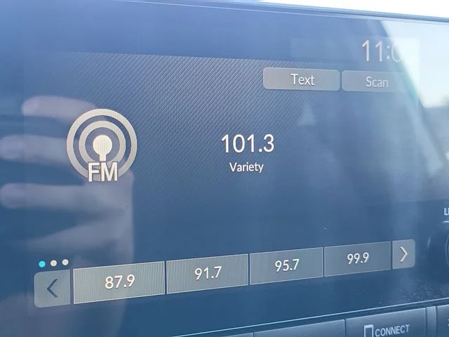 Used 2025 Honda HR-V - photo 14