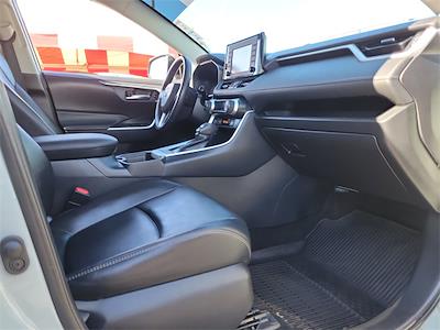 Used 2019 Toyota RAV4 - photo 1