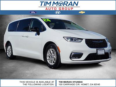 Used 2024 Chrysler Pacifica Touring L Minivan for sale #503506OX - photo 1