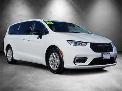 Used 2024 Chrysler Pacifica Touring L Minivan for sale #503506OX - photo 2