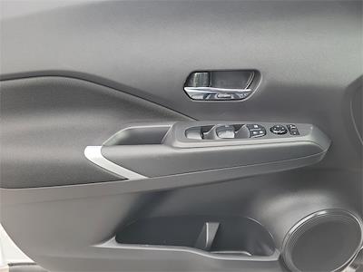 Used 2023 Nissan Kicks - photo 1