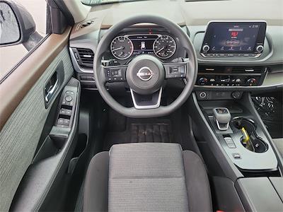 Used 2023 Nissan Rogue - photo 1