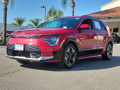 Used 2025 Kia Niro - photo 1