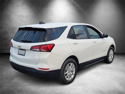 2024 Chevrolet Equinox FWD SUV for sale #721405C - photo 2