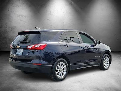 2020 Chevrolet Equinox FWD SUV for sale #721541V - photo 2