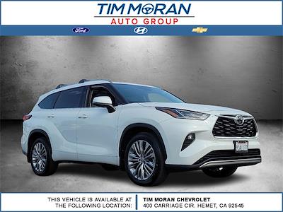 Used 2022 Toyota Highlander Platinum SUV for sale #721638B - photo 1