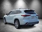 Used 2022 Toyota Highlander Platinum SUV for sale #721638B - photo 4