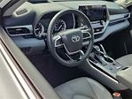 Used 2022 Toyota Highlander Platinum SUV for sale #721638B - photo 6
