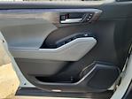 Used 2022 Toyota Highlander Platinum SUV for sale #721638B - photo 21