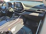 Used 2022 Toyota Highlander XLE SUV for sale #721723X - photo 25