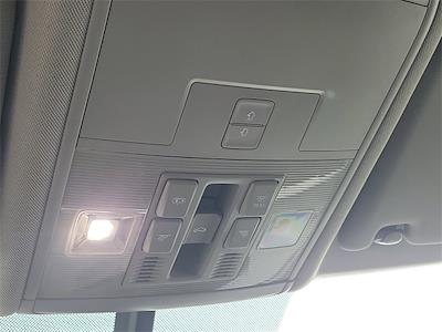 Used 2022 Volkswagen Atlas - photo 1