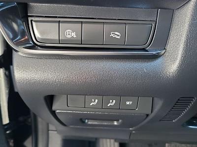 Used 2025 Mazda CX-30 - photo 1
