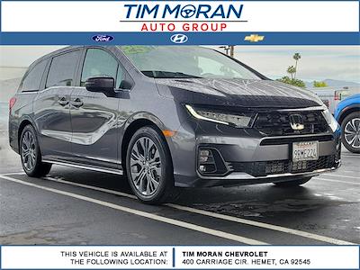 Used 2025 Honda Odyssey - photo 1
