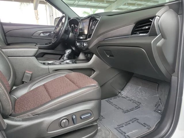 Used 2023 Chevrolet Traverse - photo 24
