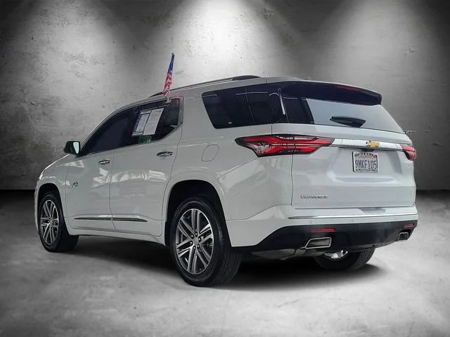 Used 2023 Chevrolet Traverse - photo 6