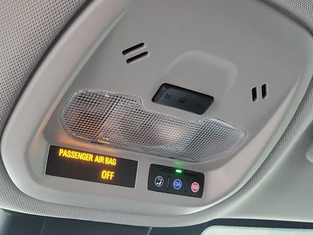 Used 2025 Chevrolet Trax - photo 18
