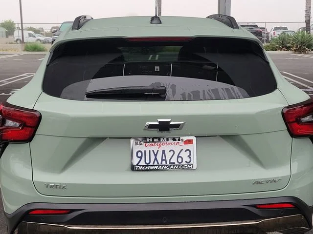 Used 2025 Chevrolet Trax - photo 27