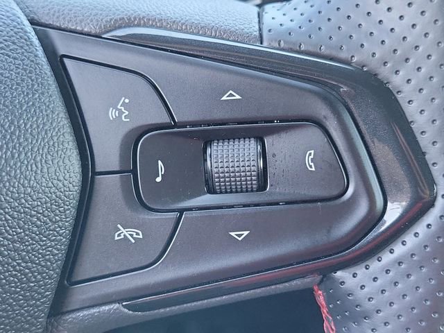 Used 2026 Chevrolet Trax - photo 9