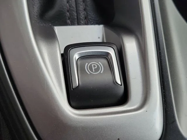 Used 2026 Chevrolet Trax - photo 20