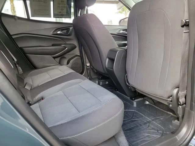 Used 2026 Chevrolet Trax - photo 27