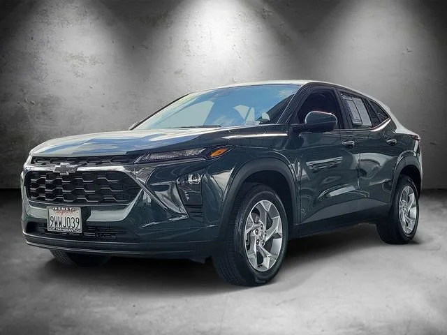 Used 2026 Chevrolet Trax - photo 7