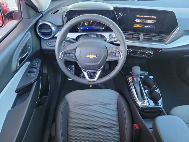 New 2026 Chevrolet Trax - photo 9