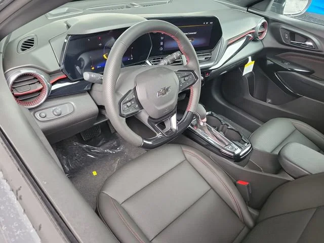 New 2026 Chevrolet Trax - photo 8
