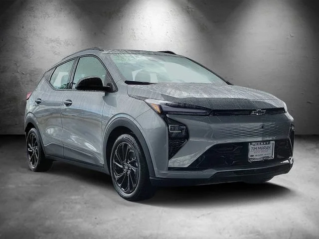 New 2027 Chevrolet Bolt EV - photo 2