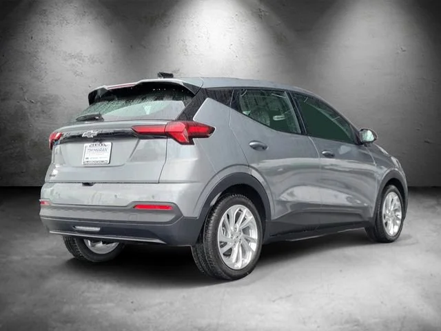 New 2027 Chevrolet Bolt EV - photo 5