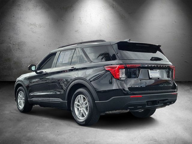 Used 2026 Ford Explorer - photo 5