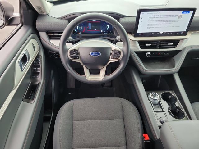 Used 2026 Ford Explorer - photo 8