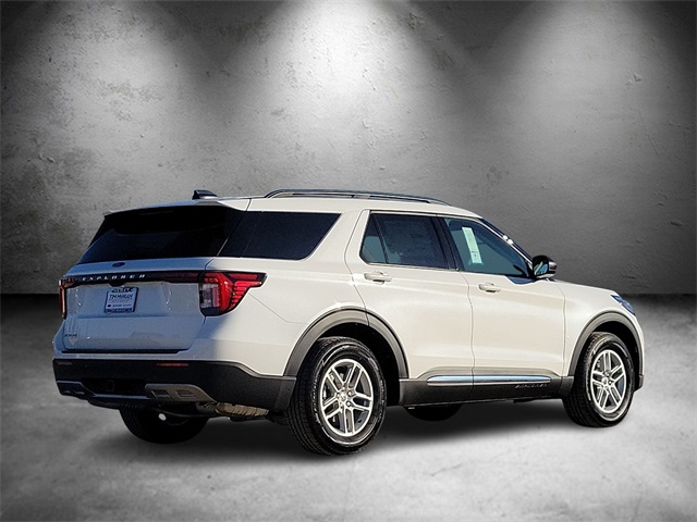 New 2025 Ford Explorer - photo 2