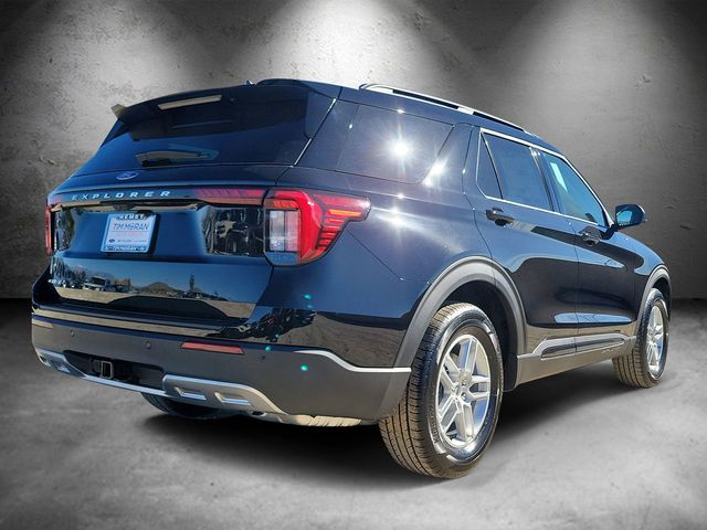 New 2026 Ford Explorer Active - photo 2